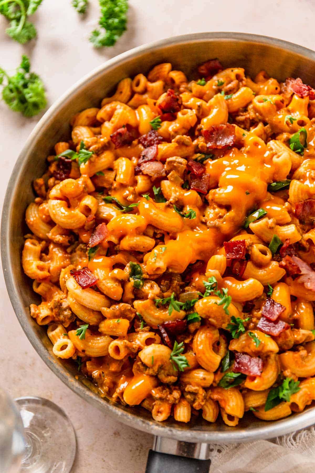 cheeseburger macaroni pasta with beef skillet