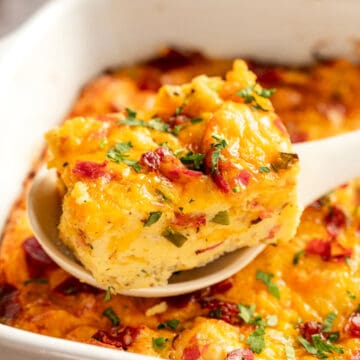 Easy Breakfast Casserole With Bacon