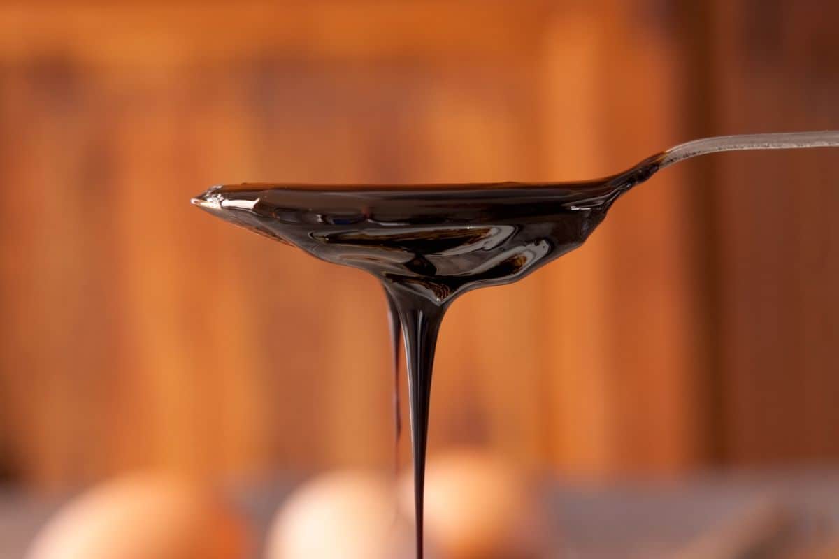 molasses on a spoon