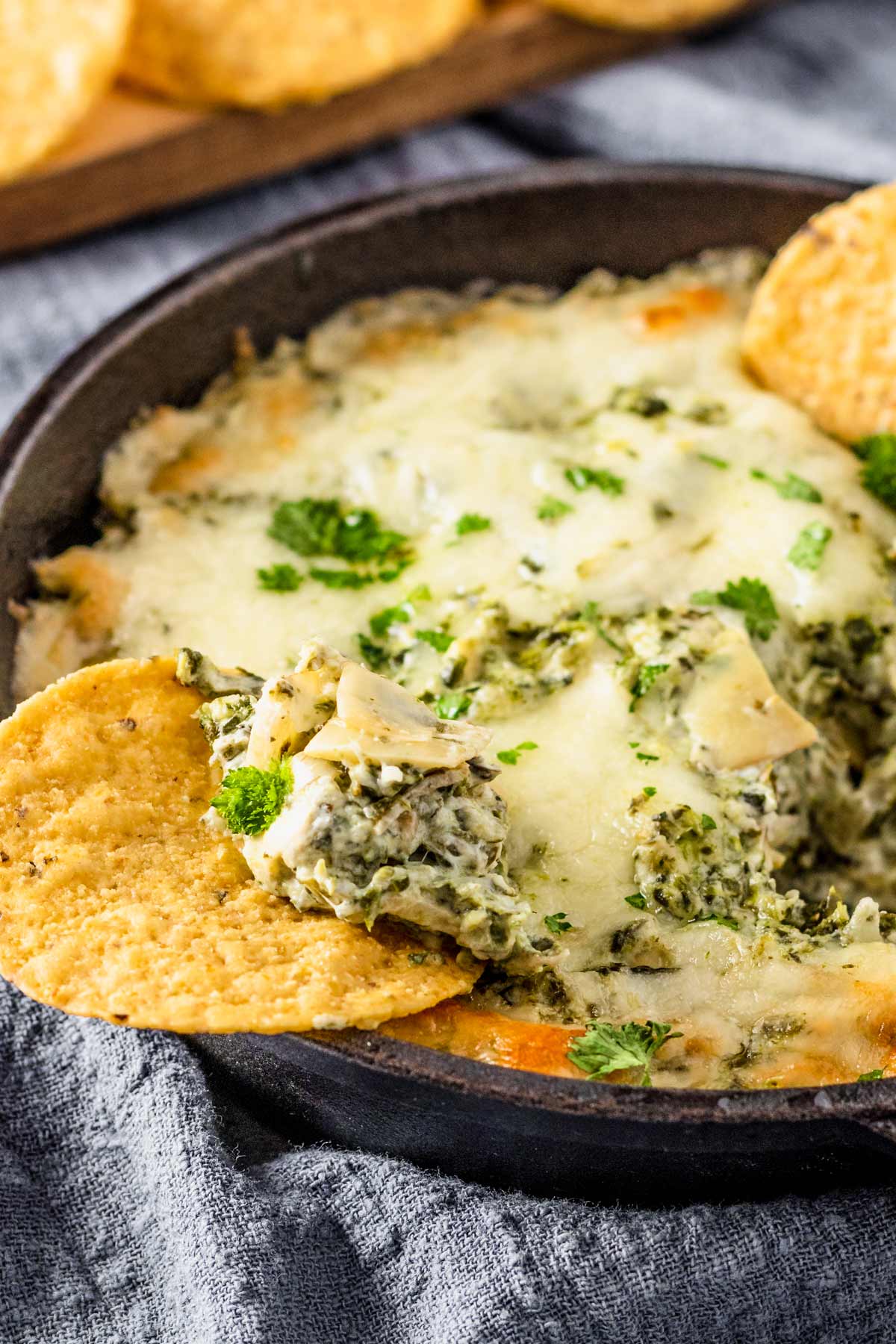 Easy Spinach Artichoke Dip - The Yummy Bowl