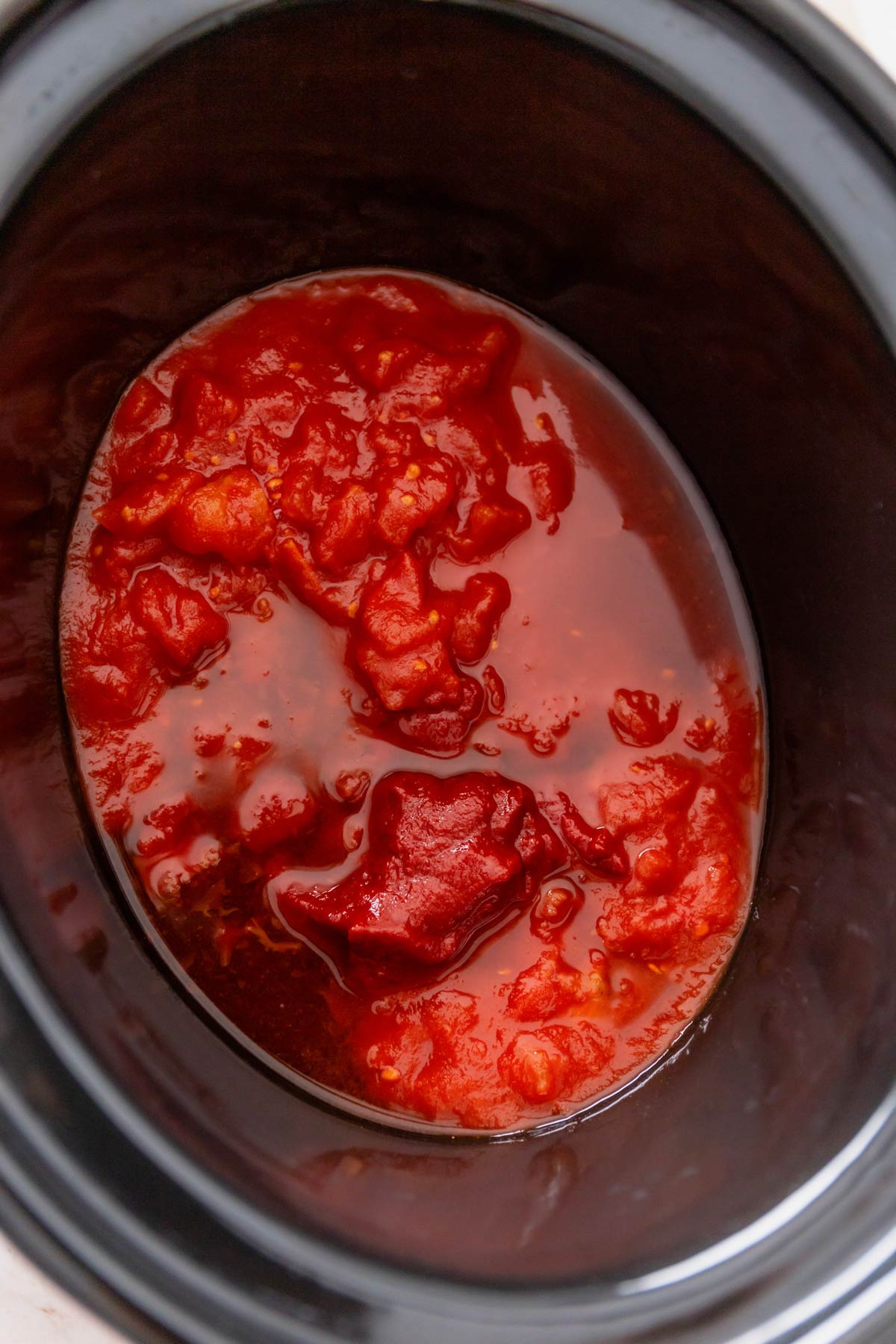 tomato sauce passata and tomato pure in slow cooker