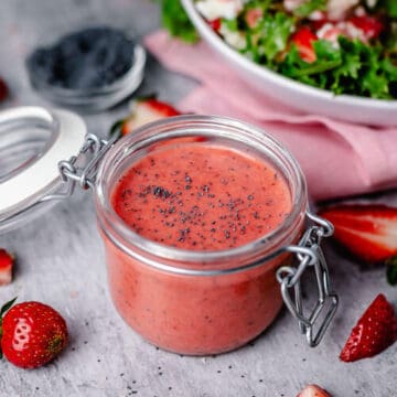 Strawberry Poppyseed Salad Dressing (Strawberry Vinaigrette)