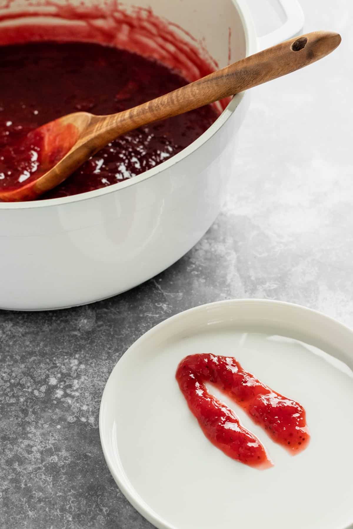 texture of strawberry rhubarb jam