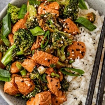 Teriyaki Chicken And Broccoli bowls