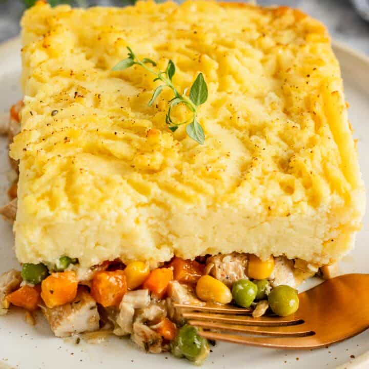 turkey shepherd's pie slice.