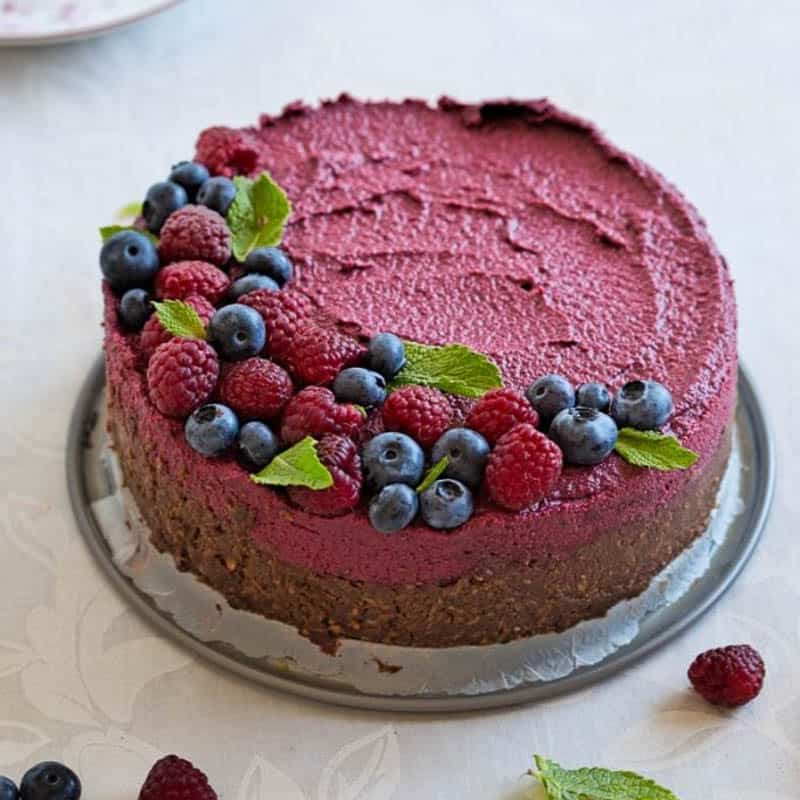 Raw Red Velvet Cheesecake